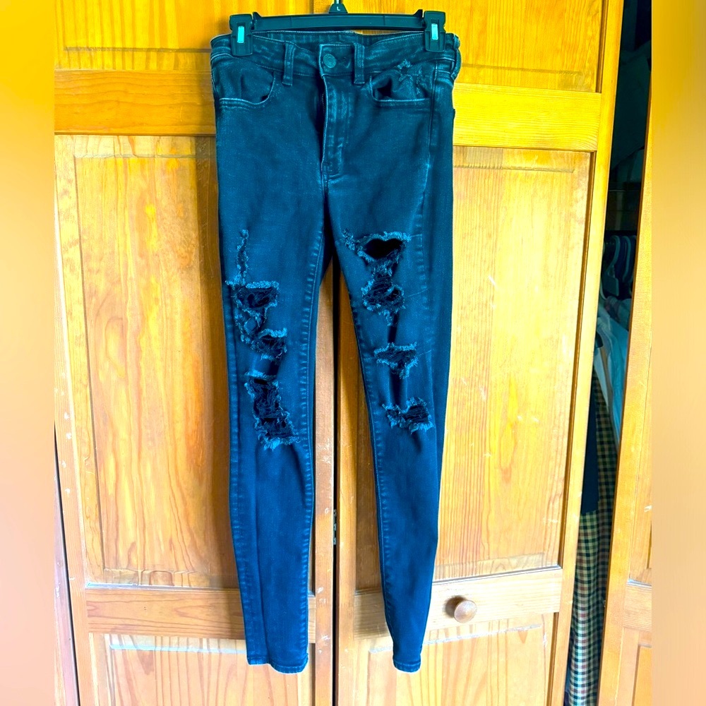 American Eagle Women’s Black Jeans